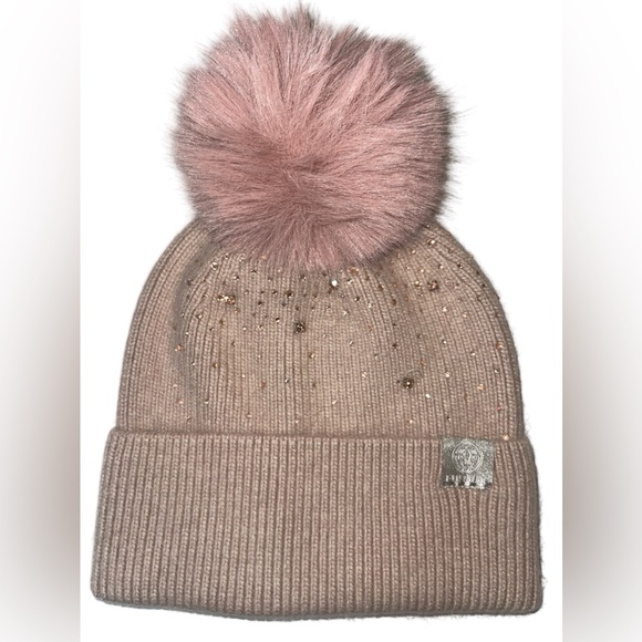 FURLUX Accessories - FURLUX Wool and Cashmere PomPom Blush Beanie
NWT